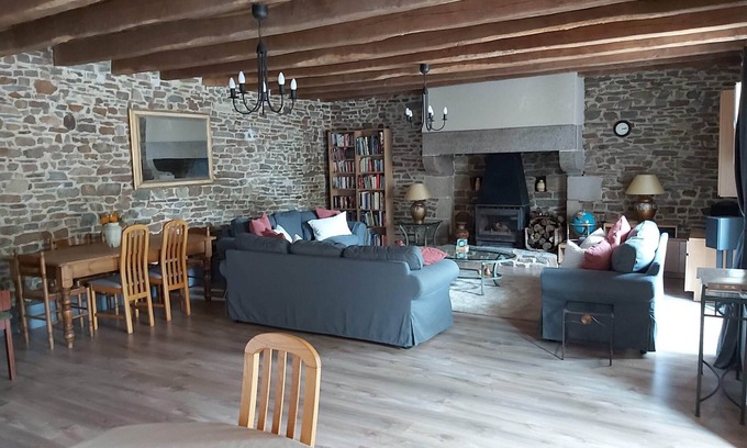 Les Champs-Geraux Cottage | La Grande Maison,former farmhouse of La Lohuas