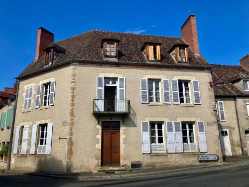 Chambon-sur-Voueize Bed & Breakfast | La Grande maison
