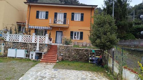 Pugliola Villa | La Graziosa Holiday & Business Villa Extra Comfort fra Liguria e Toscana
