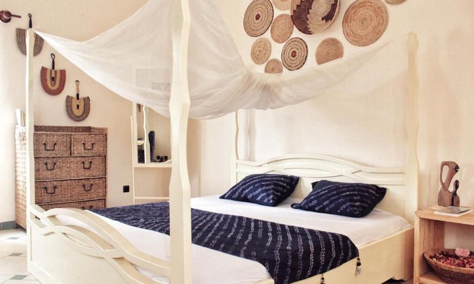 Littoral Department House | La Guesthouse Casabella