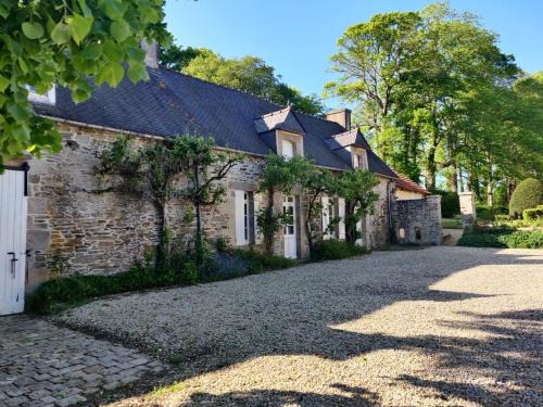 Saint-Denoual House | La Guyomarais - Gîte Terre