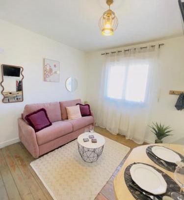 Miroir - Batignolles Apartment | La Halte Urbaine - 2 guests - Wifi