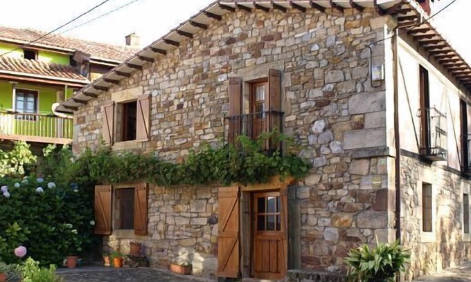 Pamanes Cottage | La Lastra Rural Cottage for 8 people