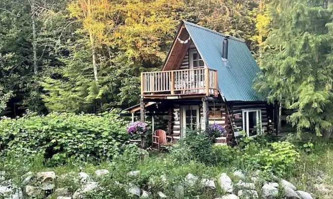 Sagle Cabin | La Luna Tiny Cabin