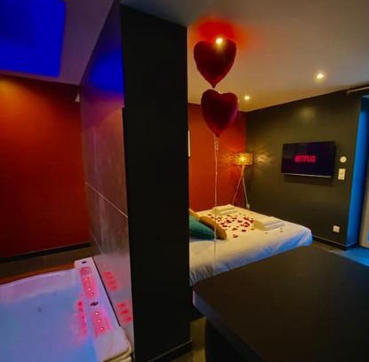 Couternon Apartment | La Maison D'Albâtre
