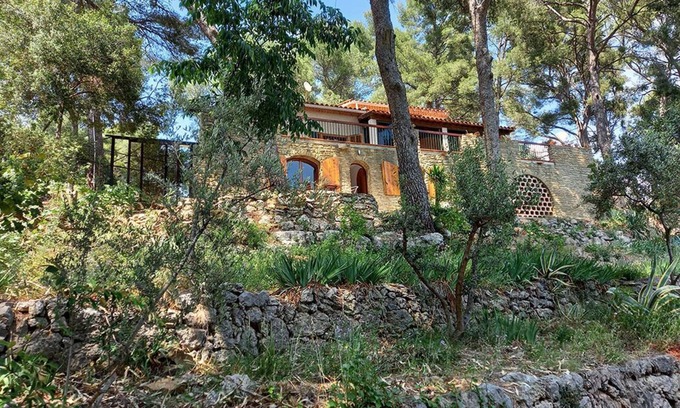 Le Castellet House | LA Maison Dans LES Pins