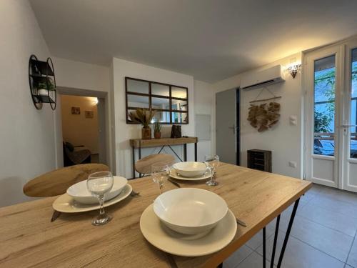 Boulbon Apartment | La Maison de Emma