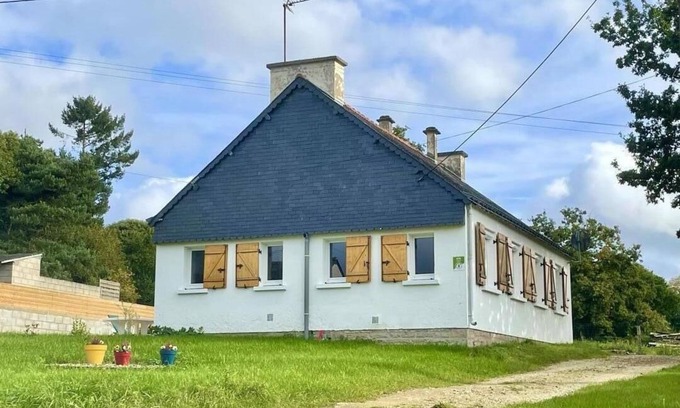 Lanouee House | La Maison de Pomeleuc