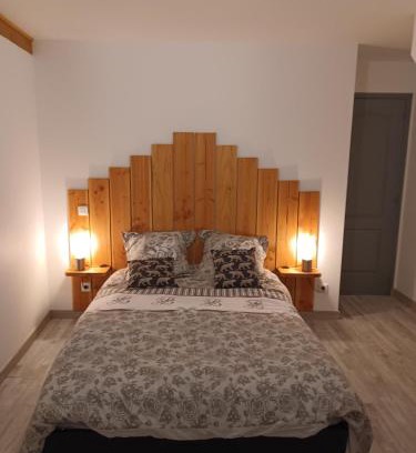 Saint-Germain-Laval Apartment | la maison du bonheur