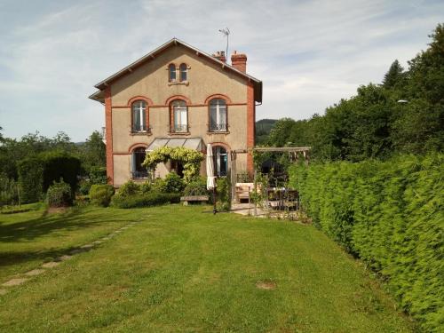 Peyrat-le-Chateau Bed & Breakfast | La Maison Du Marchand