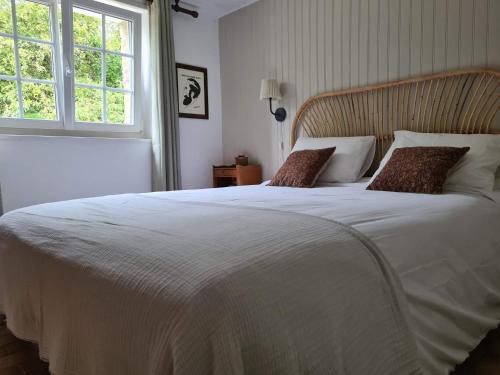 Saint-Germain-sur-Seves Bed & Breakfast | La Maison des Tilleuls