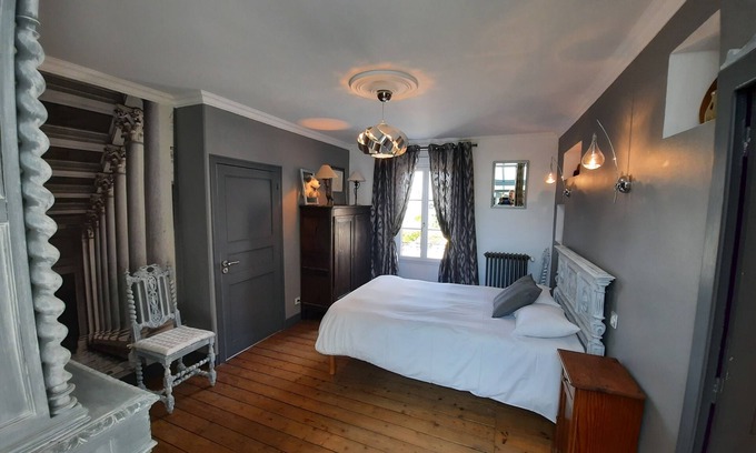Saint-Pern House | La Maison Jeanne
