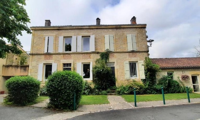 Mauroux Bed & Breakfast | La Maison sur la Colline
