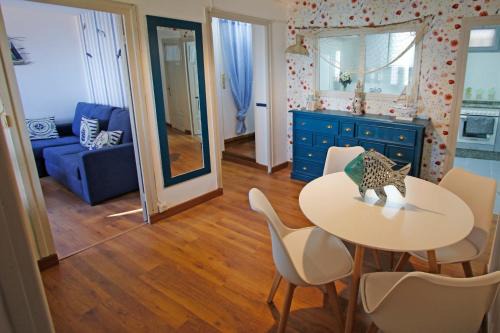 Lastres Apartment | LA MAR SALADA