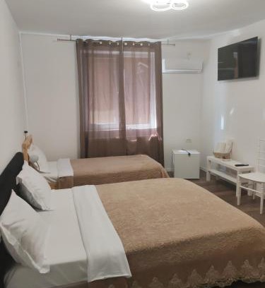 Snagov House | La nuferi lac to Therme & Aeroport Otopeni