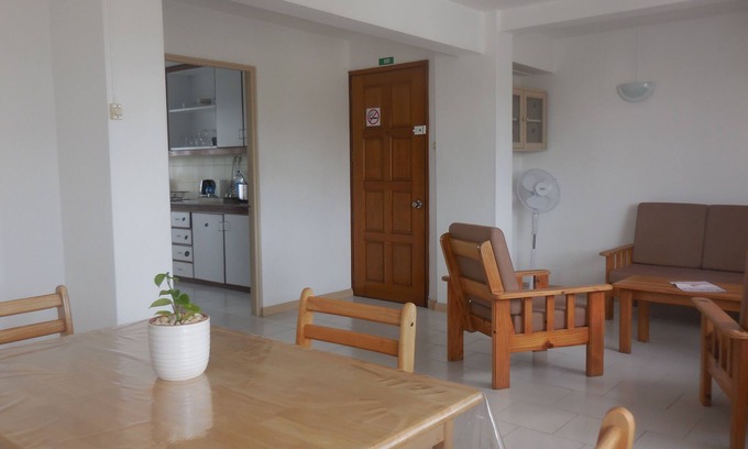 Forest Side Apartment | La Péninsule - Town Apartment in Curepipe 2