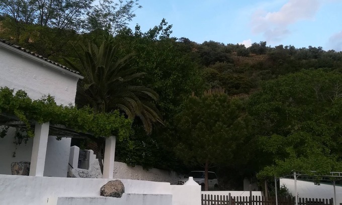 Villanueva del Arzobispo Cottage | La Pajara Rustic Estate