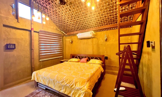 Benipur Hotel | La Pahi Palace