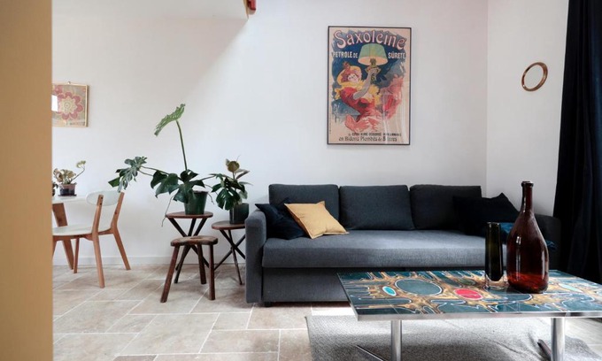Neuville-aux-Bois Apartment | La petite maison