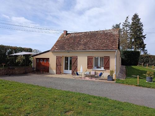 Parce-sur-Sarthe Apartment | La petite maison à la campagne !