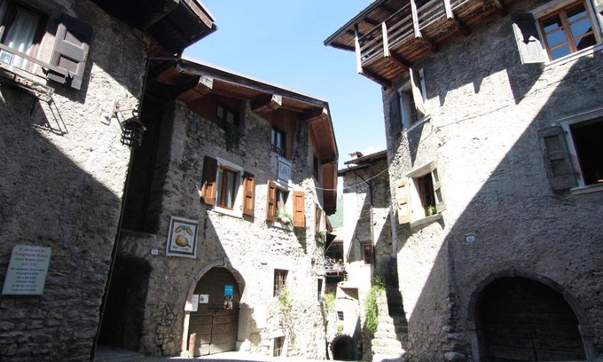Ville del Monte House | La Piazzetta di Canale B&B
