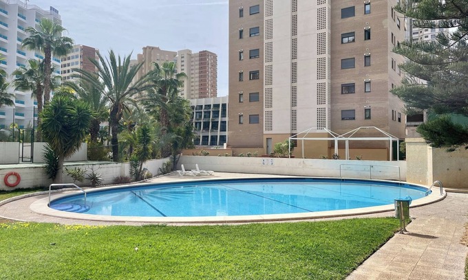 Benidorm Apartment | La Pinta apartment with terrace and sea views