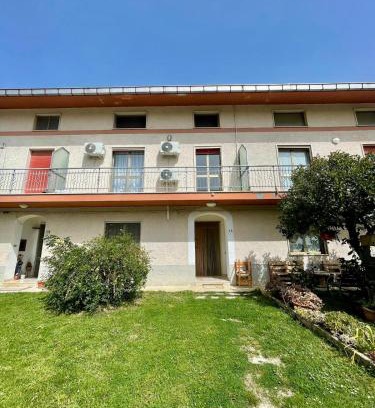 Montorio al Vomano House | La porta del Gran Sasso