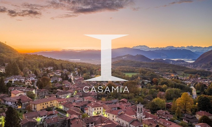 Orino Apartment | La Posteria Junior Suite 1 by icasamia.it