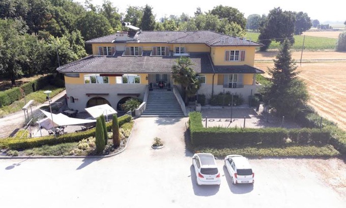 San Giovanni in Croce Hotel | La Quercia Hotel con Ristorante