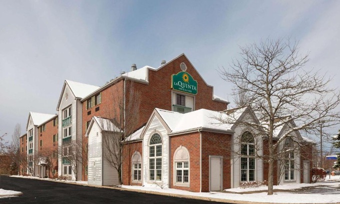 Macedonia Hotel | La Quinta by Wyndham Cleveland Macedonia