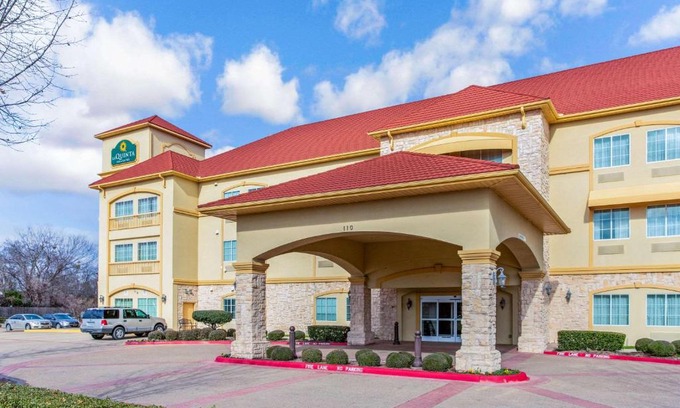Ennis Hotel | La Quinta by Wyndham Ennis