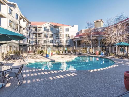 Woodlands Village Hotel | La Quinta by Wyndham Flagstaff