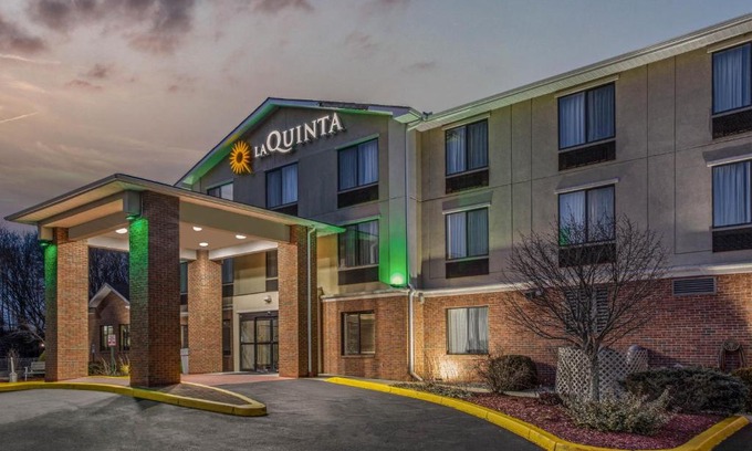 Plainfield Hotel | La Quinta by Wyndham Norwich-Plainfield-Casino