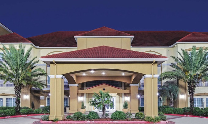 Bay City Hotel | La Quinta Inn & Suites by Wyndham Bay City