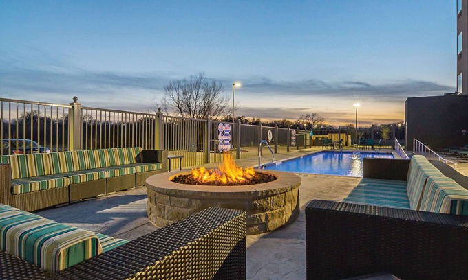 Wylie Hotel | La Quinta Inn & Suites by Wyndham Dallas - Wylie