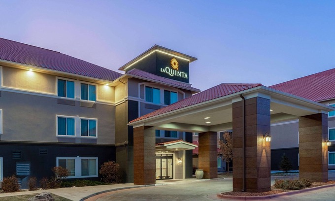 Glenwood Springs Hotel | La Quinta Inn & Suites by Wyndham Rifle