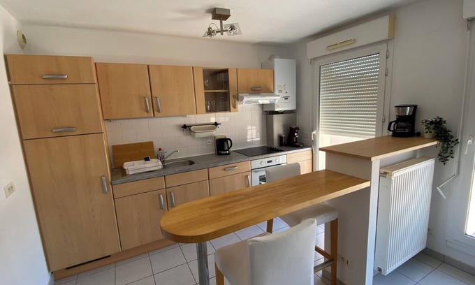 Schiltigheim Apartment | La Résidence St Arnould : Modern Flat in Historic Schiltigheim