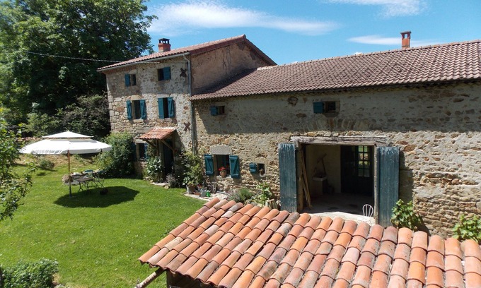 Auzelles Bed & Breakfast | La Rosière 2. A heavenly place in the midst of nature, peace and quiet.