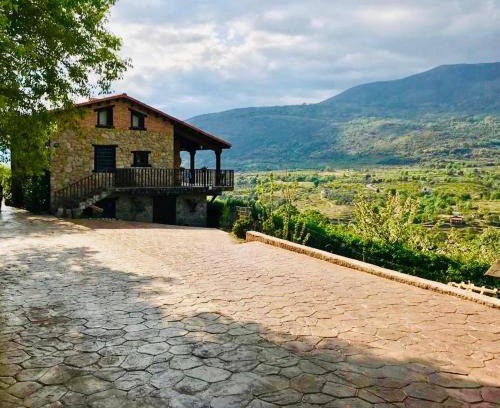 Casas del Castanar House | La Seguirilla del Jerte
