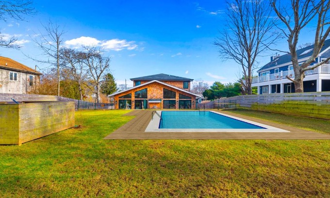 Culloden Shores House | La Sirena