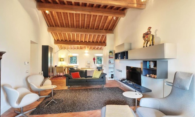 Castelfalfi Apartment | La Terrazza