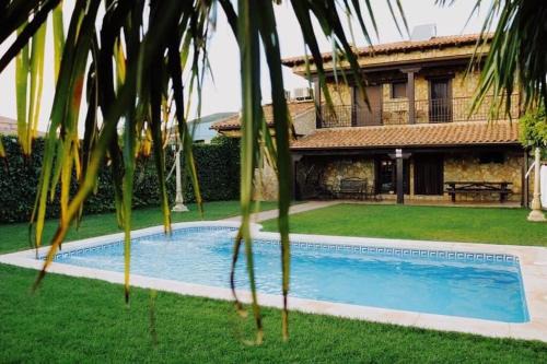Los Cortijos House | La Toscana