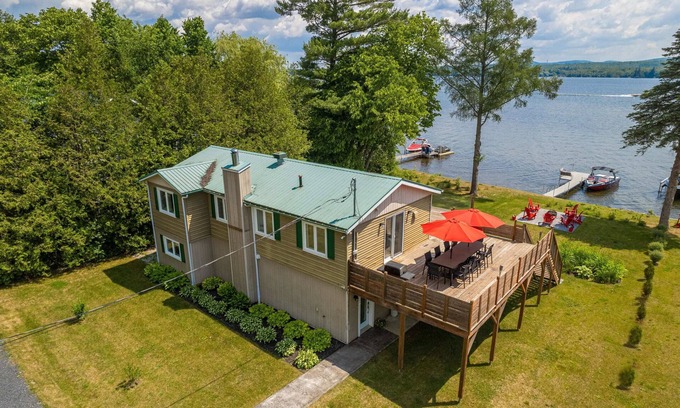 Deauville Ski Chalet | La vie O-Lac Magog Su