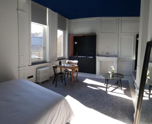 Saint-Maurice Pellevoisin House | LA VILLA DES CHAMPS