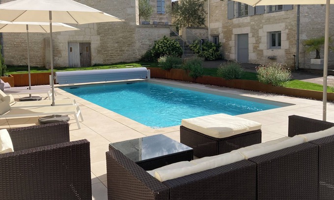 Les Riceys Villa | La Villa Lombardi – 5-Star Stay in Champagne with Spa & Pool