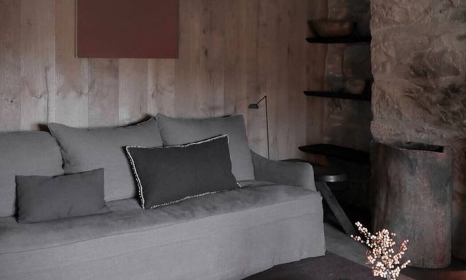 Ballater House | Laggan cottage where art and nature meet