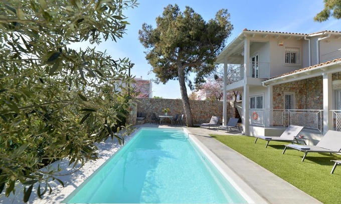 Lagonissi Villa | Lagonisi luxurious residence Ruby's Pool Villa