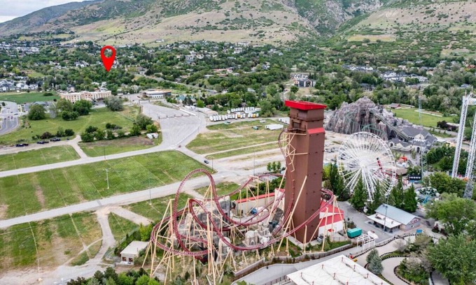 Farmington Apartment | Lagoon Basecamp-Hot Tub, Large Deck, Valley View!