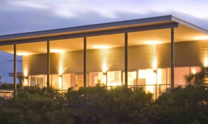 Sapphiretown House | Lagoon House with breathtaking views and only minutes to the beach