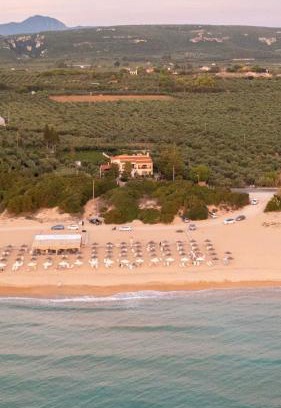 Gargaliani House | Lagouvardos Beach House